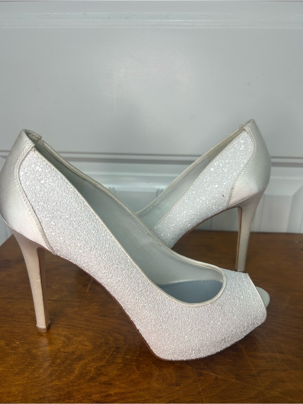 Nine West Ivory Glitter Peep-Toe Heels size 11